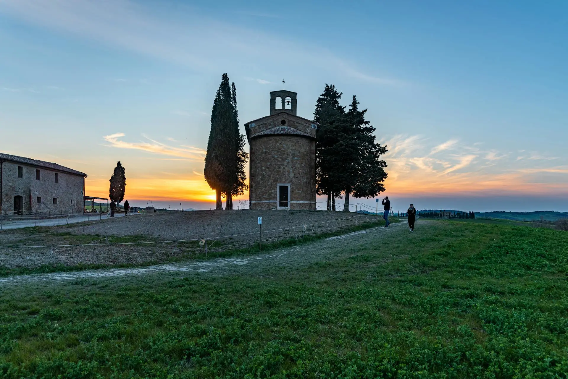 Rust 项目实战指南：使用 `rust-toolchain` 文件管理工具链