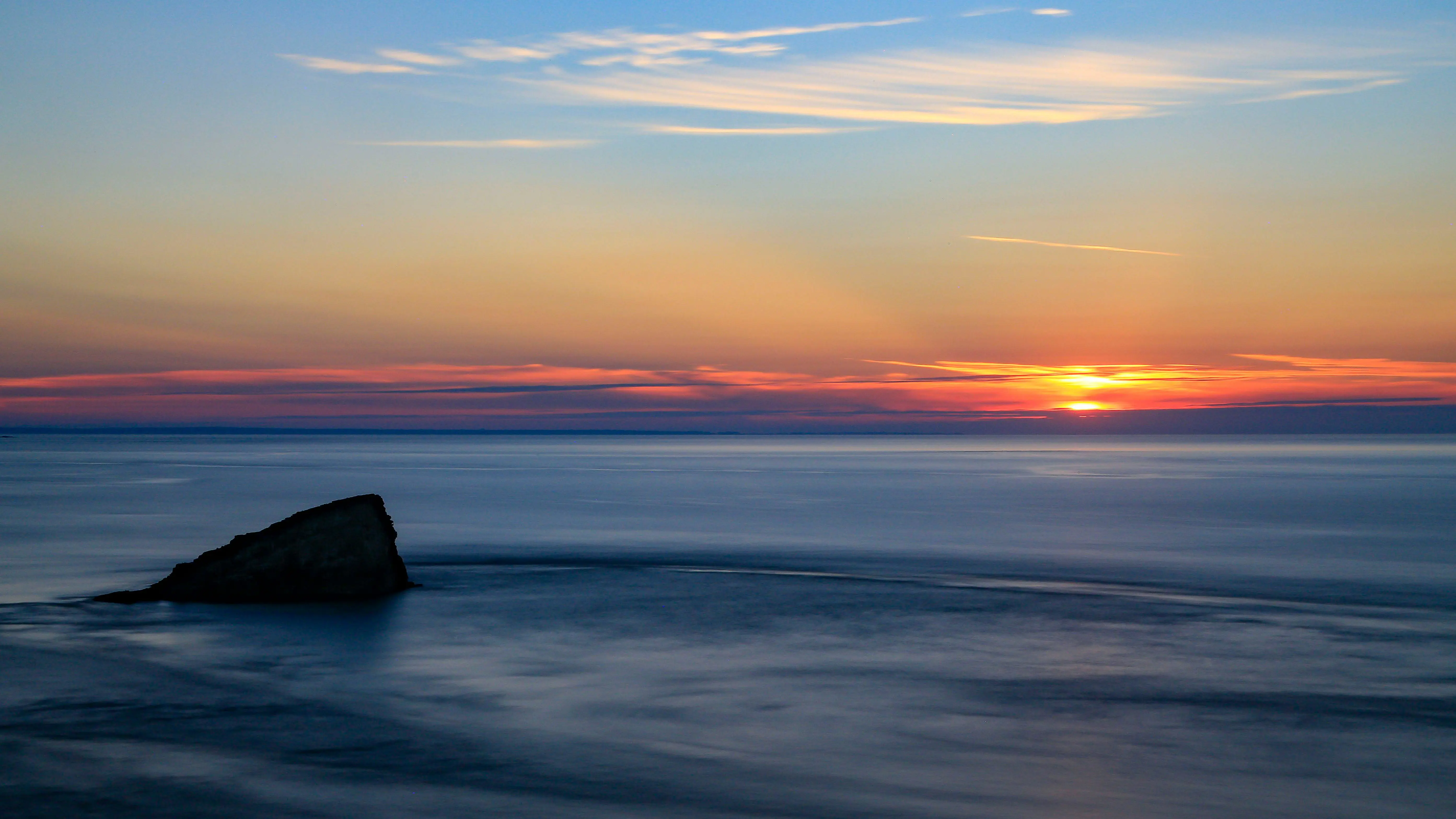 现并移除两个恶意 crate：finch-rust 与 sha-rust 