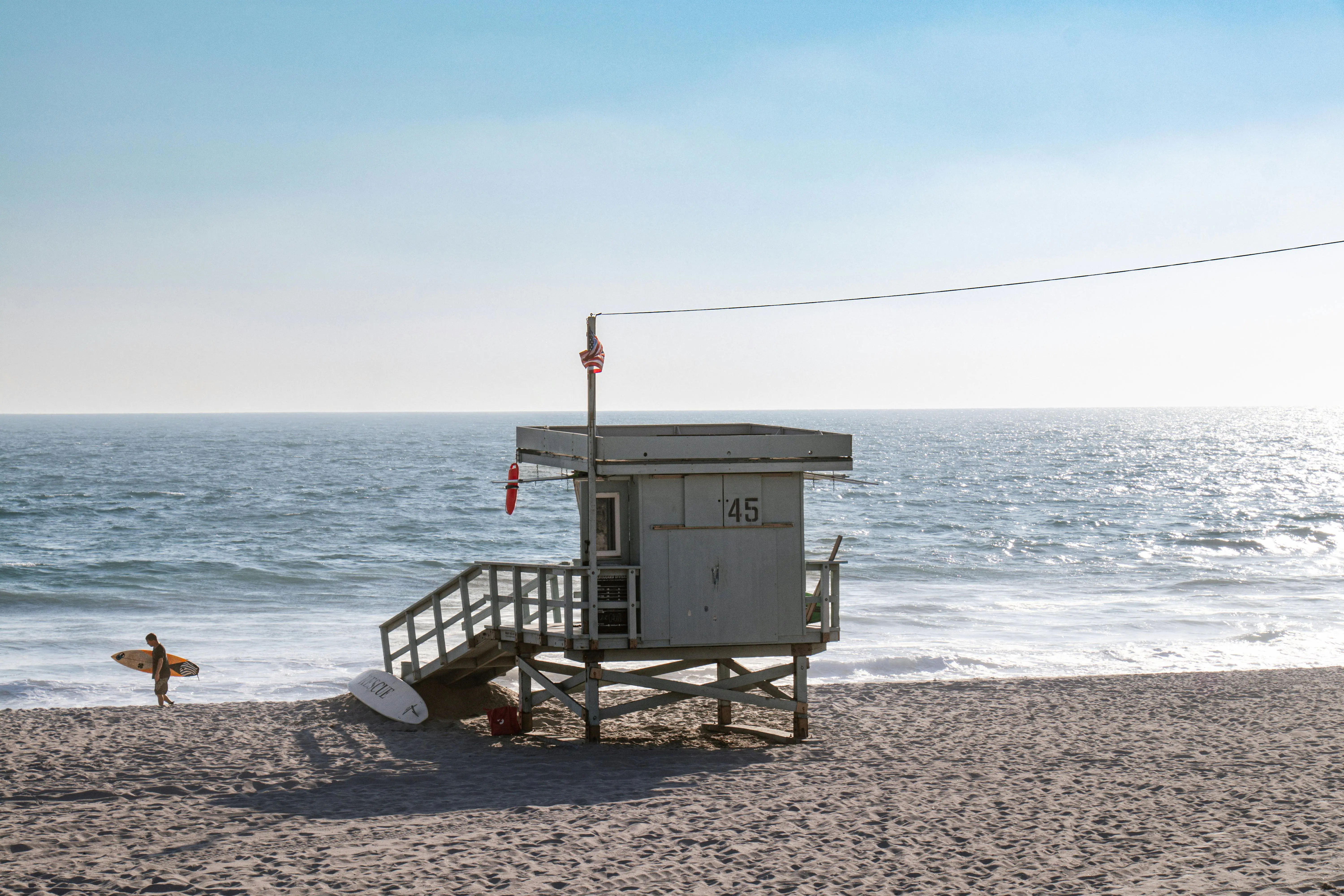 Rust 异步内存幽灵猎杀：深入 Tokio 泄漏案例与 Dhat 检测实战