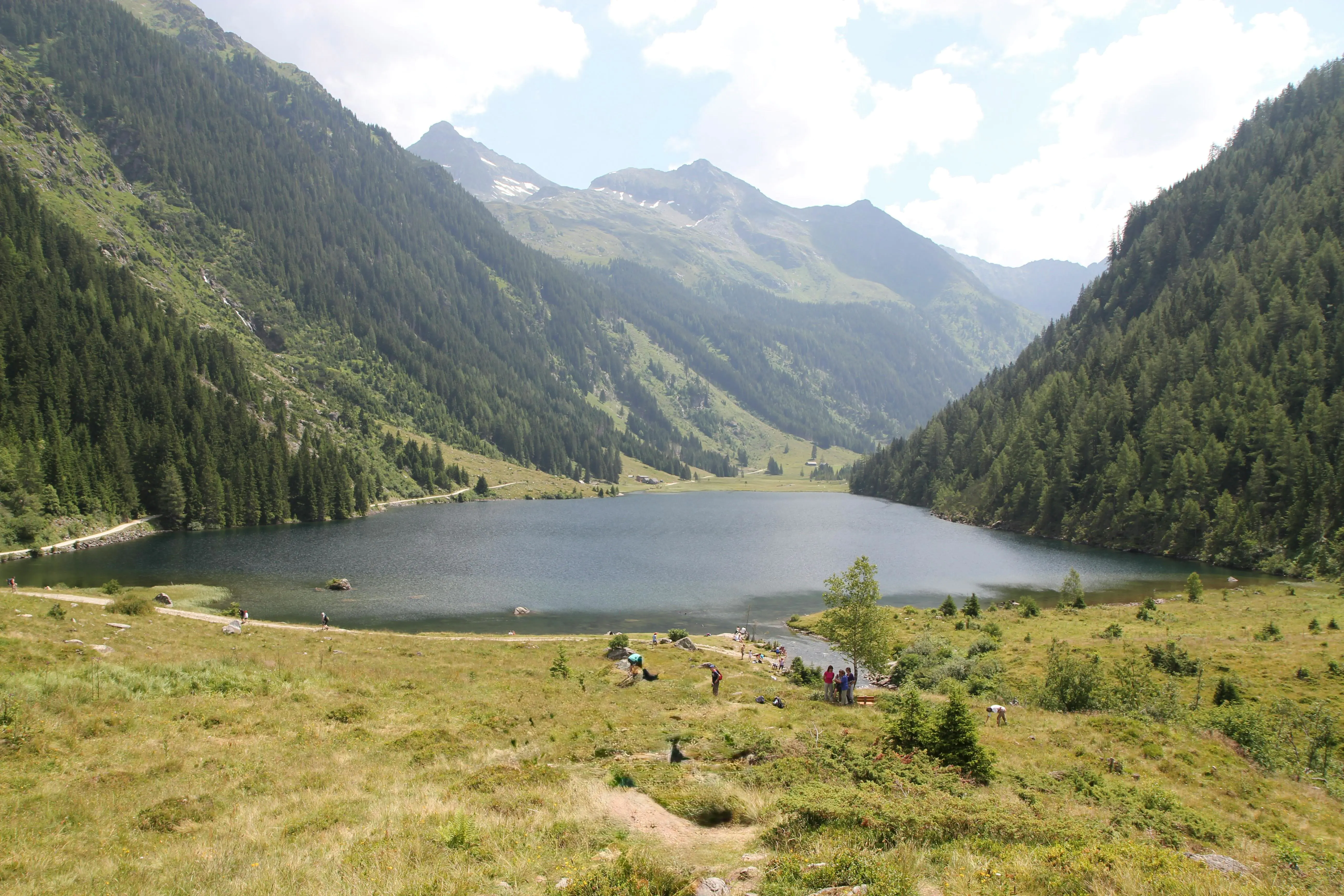 Rust OpenTelemetry Metrics：自定义聚合策略的深度剖析与实战指南