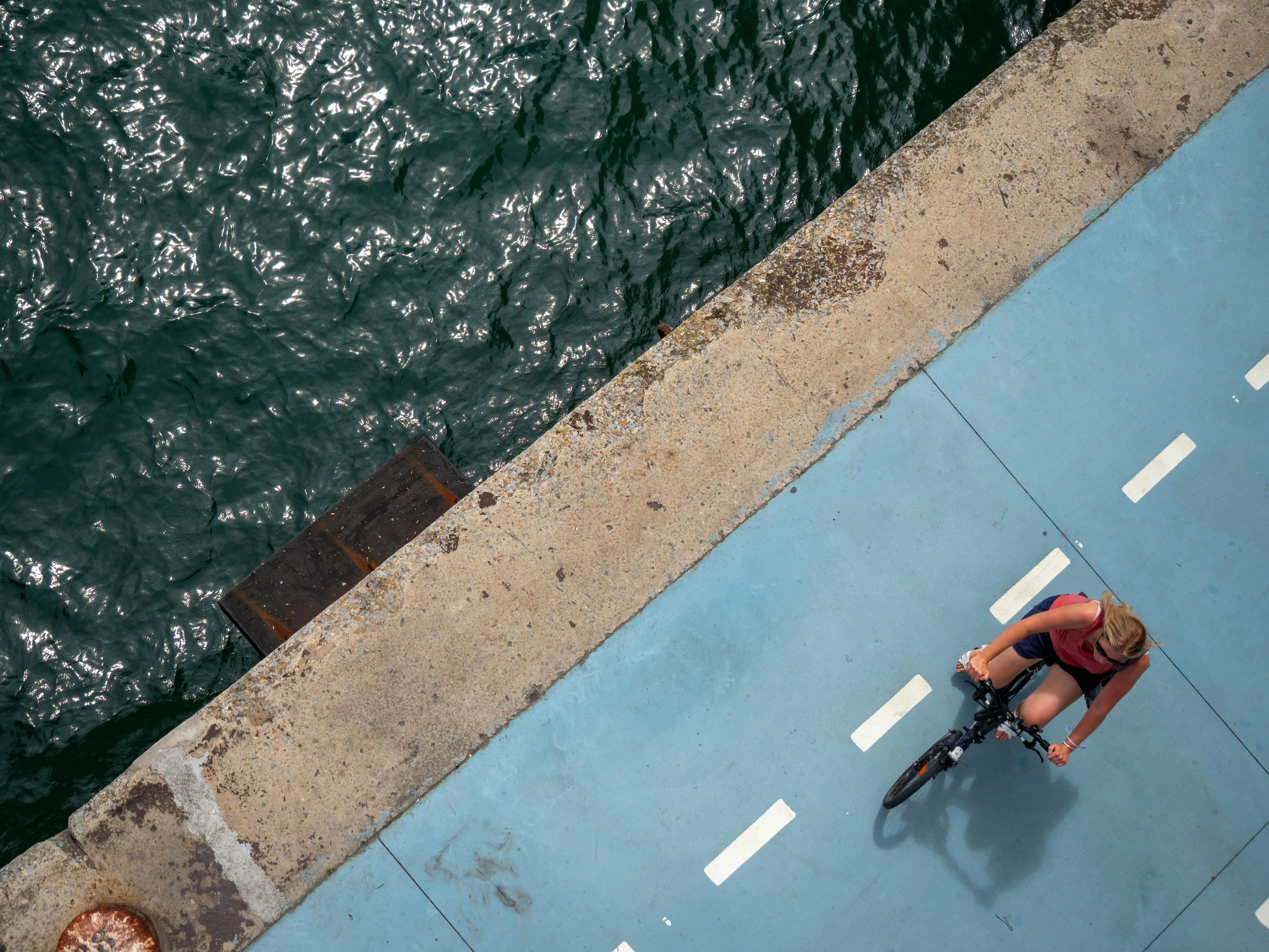 RustFS 哈希存储的抉择：std 与 hashbrown 在分布式对象存储中的性能与安全博弈